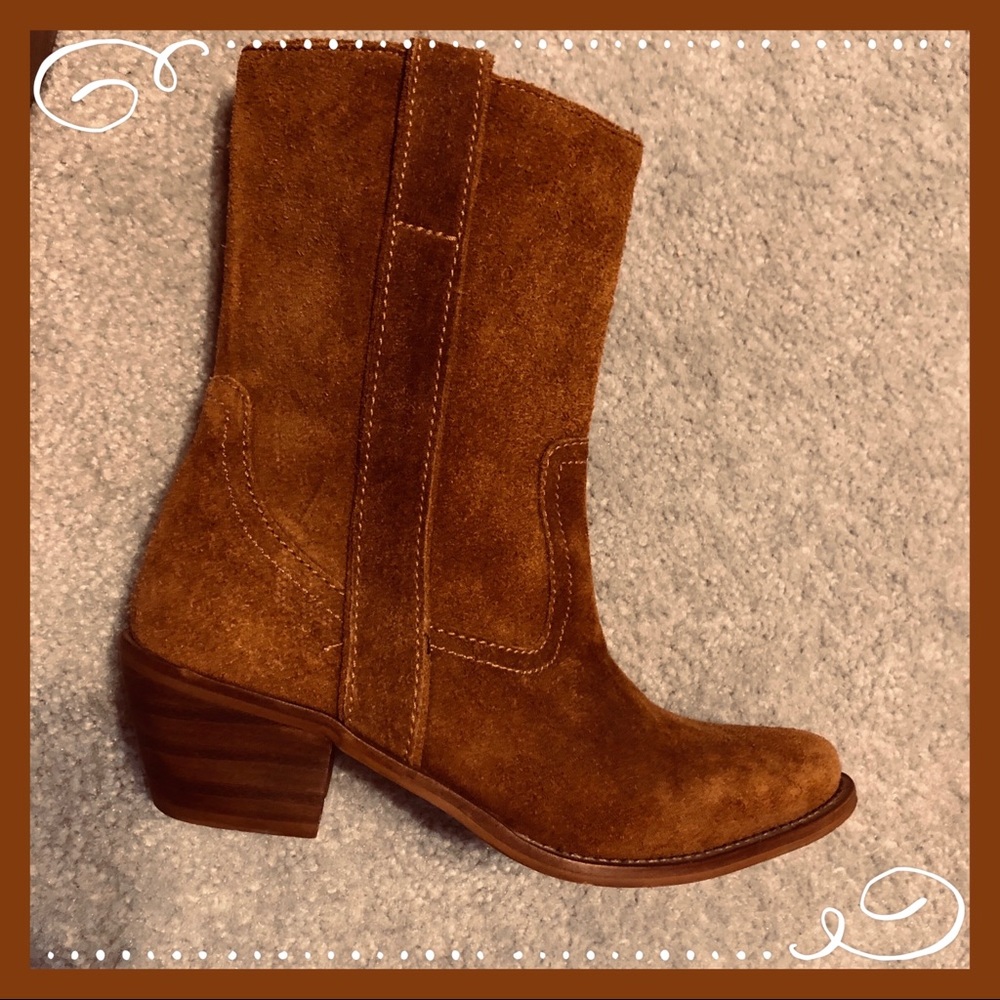 Suede boots - Picture 2 of 9